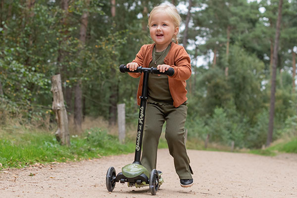Juul is 3 jaar oud en 98 cm lang