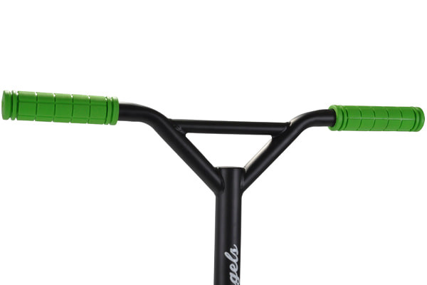 Met rubberen handvaten