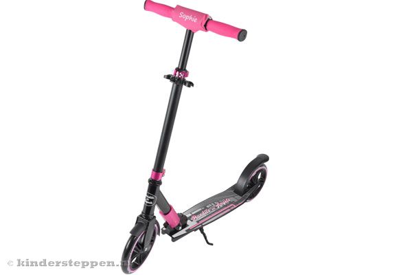 Nu weet iedereen dat die prachtige step van jou is.