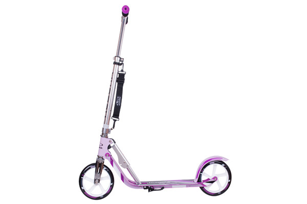 Met in hoogte verstelbaar stuur.