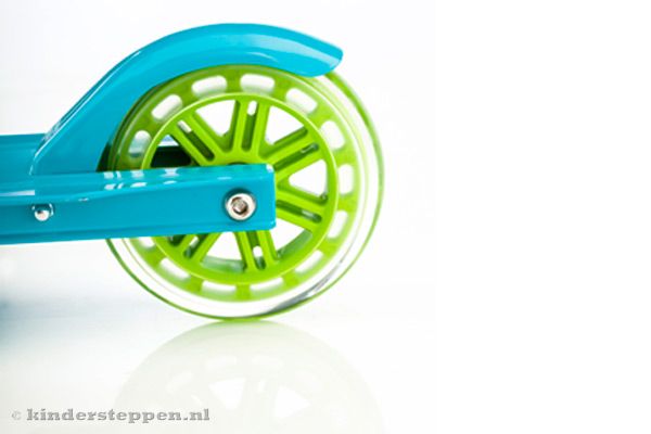 5 inch wielen met kogellagers.