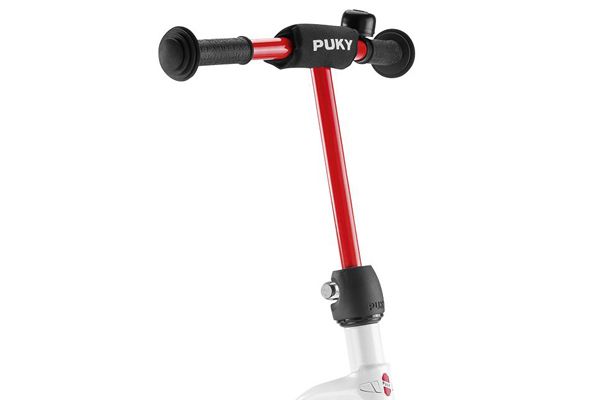 In hoogte verstelbaar stuur.