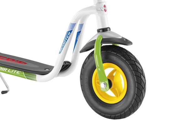 Met stevige luchtbanden.