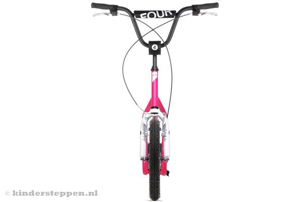 Met luchtbanden van hoogwaardige kwaliteit.