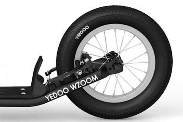 16 inch voorwiel en 12 inch achterwiel