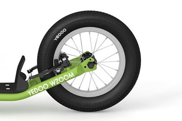 16 inch voorwiel en 12 inch achterwiel