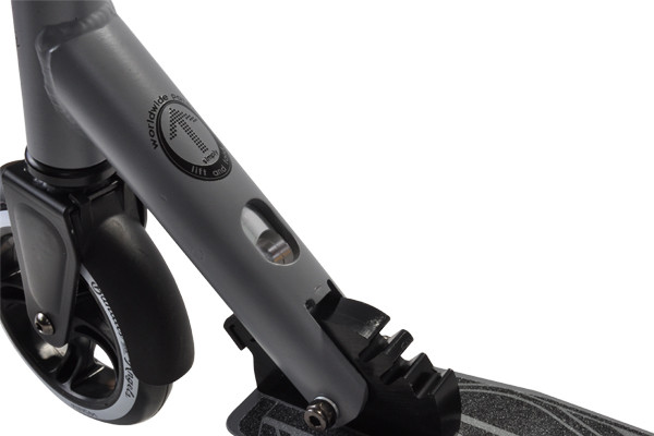 Eenvoudig inklapbaar.