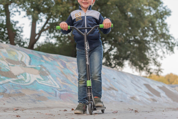 Stuntstep met vast Y-stuur