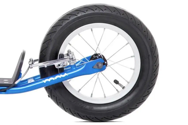 Handrem op achterwiel